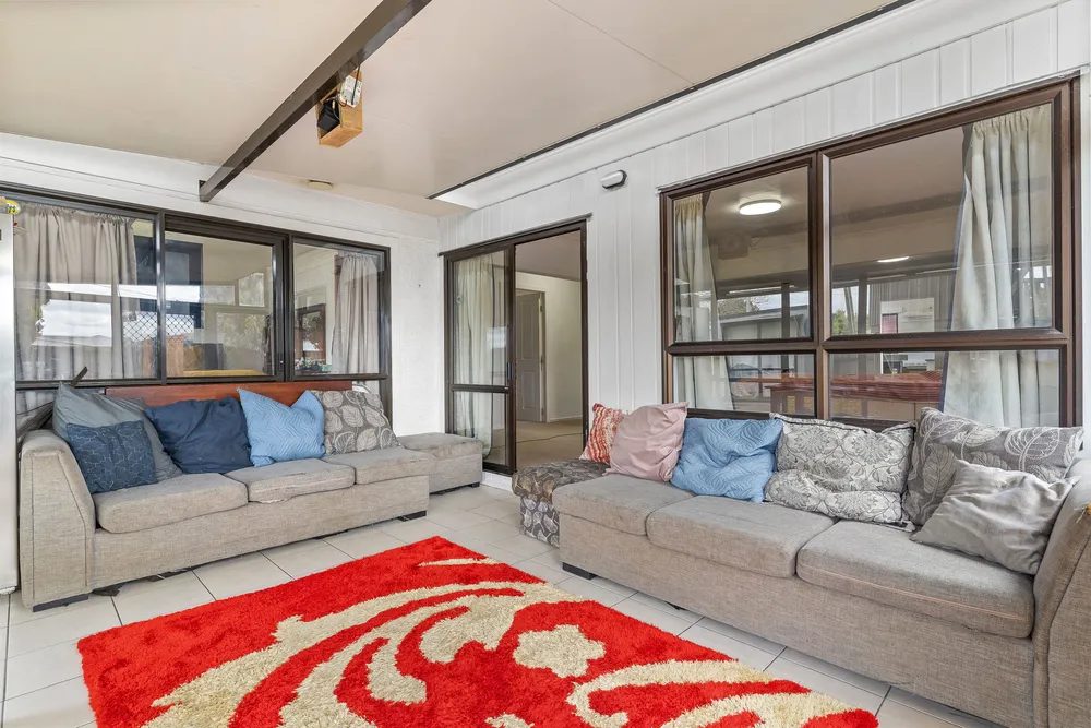 Photos of 1/59 Fernaig Street