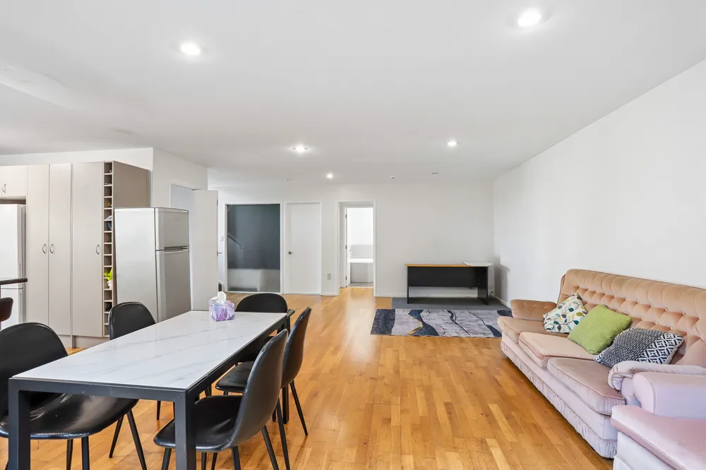 Photos of 77G Goodall Street