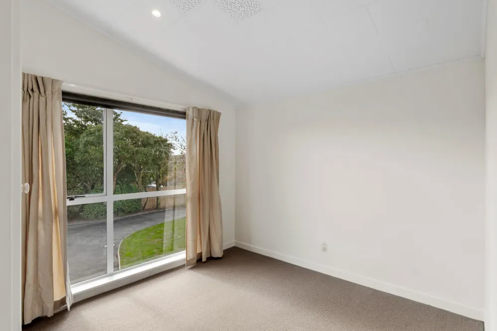 Photos of 28B Lynfield Avenue