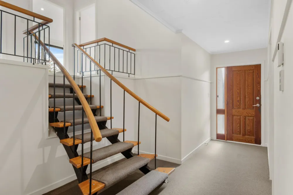 Photos of 28B Lynfield Avenue