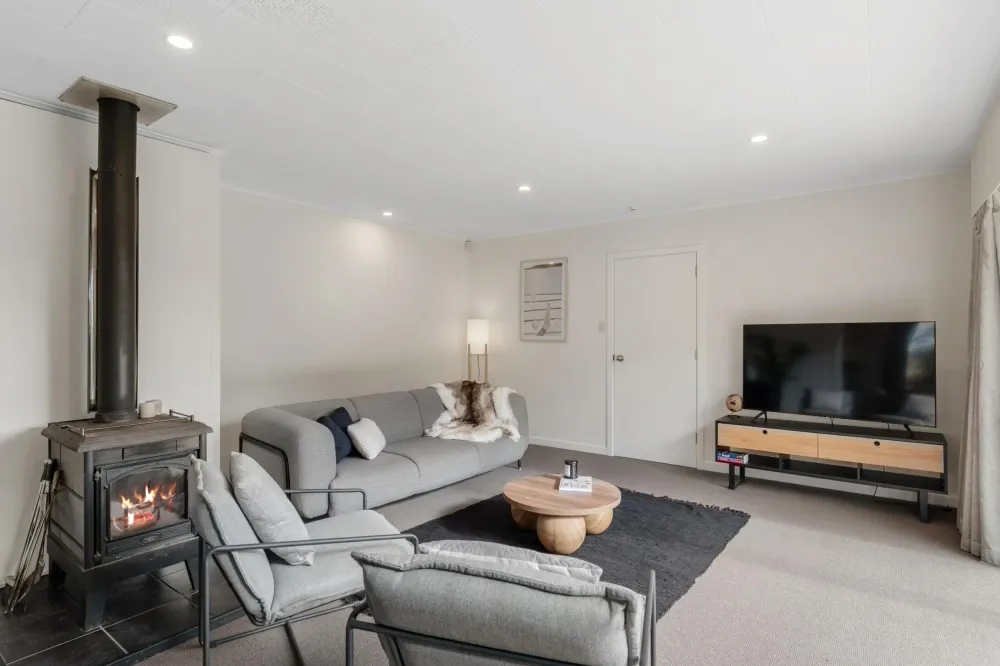 Photos of 28B Lynfield Avenue