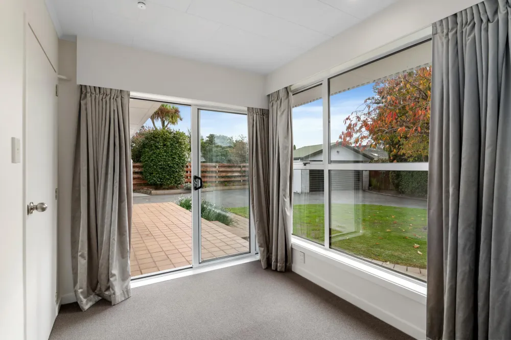 Photos of 28B Lynfield Avenue