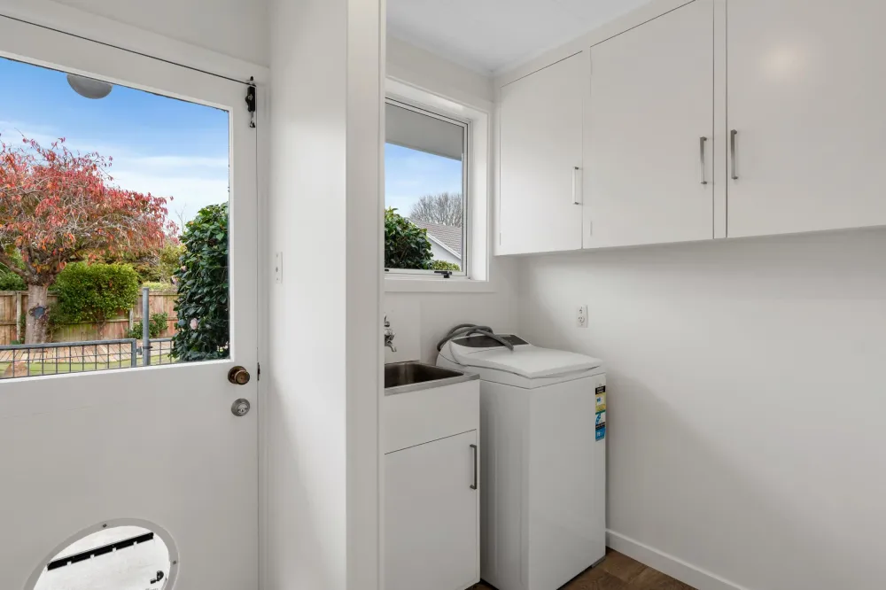 Photos of 28B Lynfield Avenue