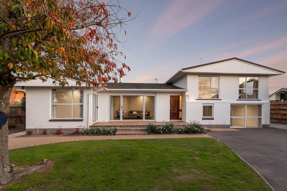 Photos of 28B Lynfield Avenue