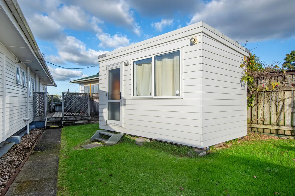 Photos of 23 Tapper Crescent