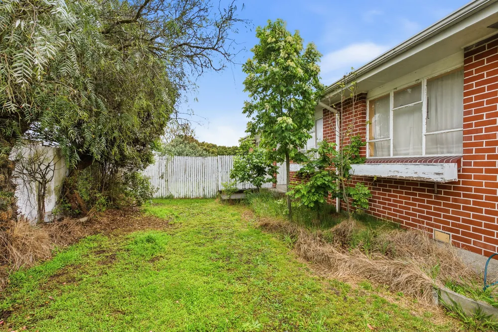Photos of 351 Breezes Road