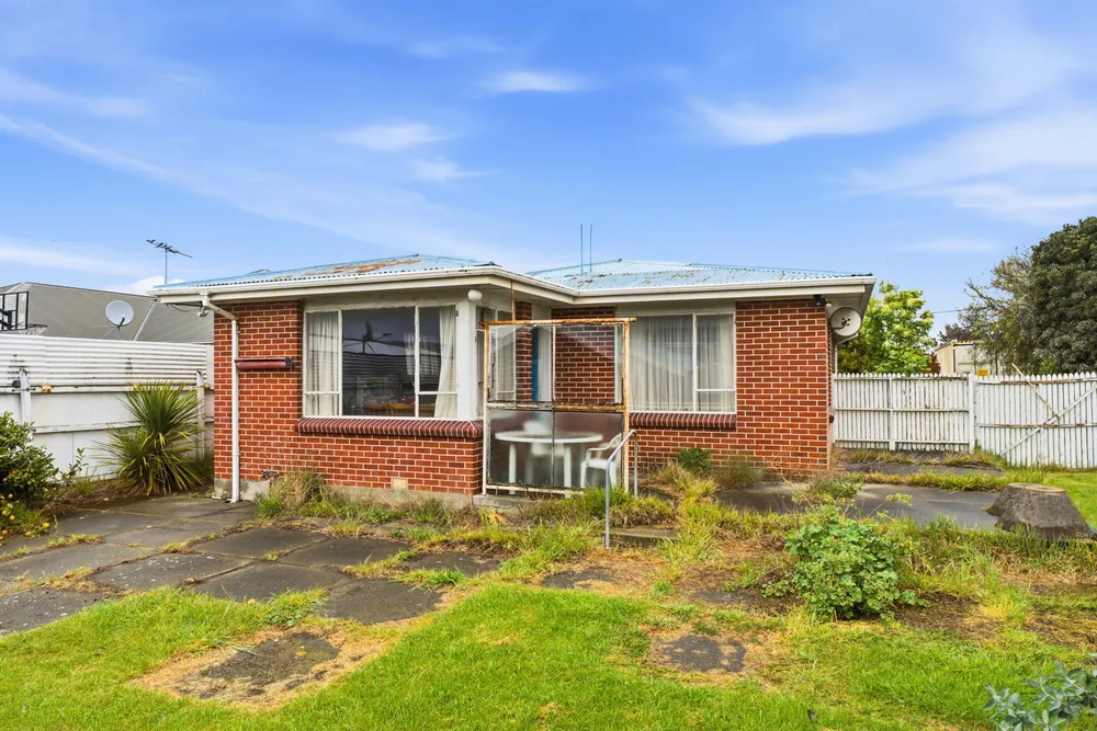 Photos of 351 Breezes Road