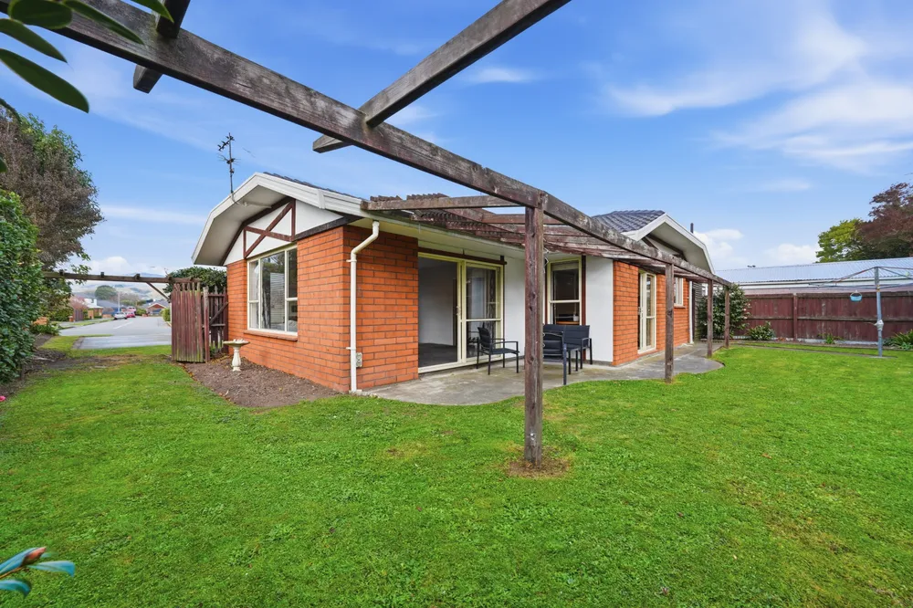 Photos of 16 Sabys Road