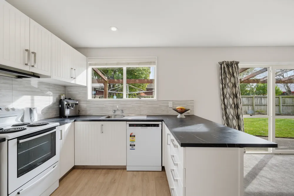 Photos of 16 Sabys Road