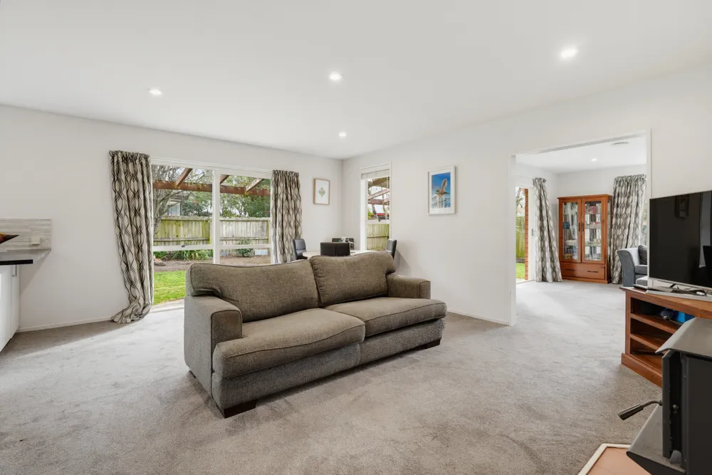 Photos of 16 Sabys Road