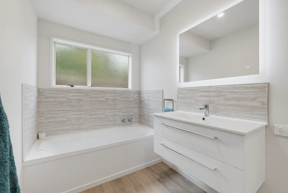 Photos of 16 Sabys Road