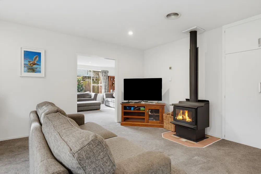 Photos of 16 Sabys Road