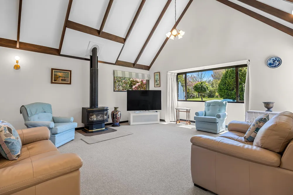 Photos of 394 Heywards Road