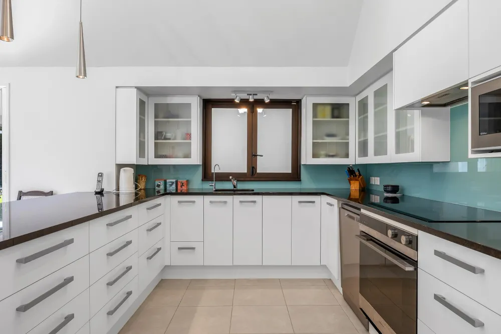 Photos of 394 Heywards Road