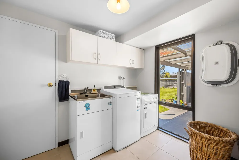 Photos of 394 Heywards Road