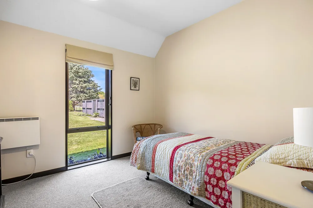 Photos of 394 Heywards Road