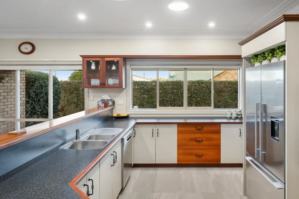 Photos of 100A Park Road