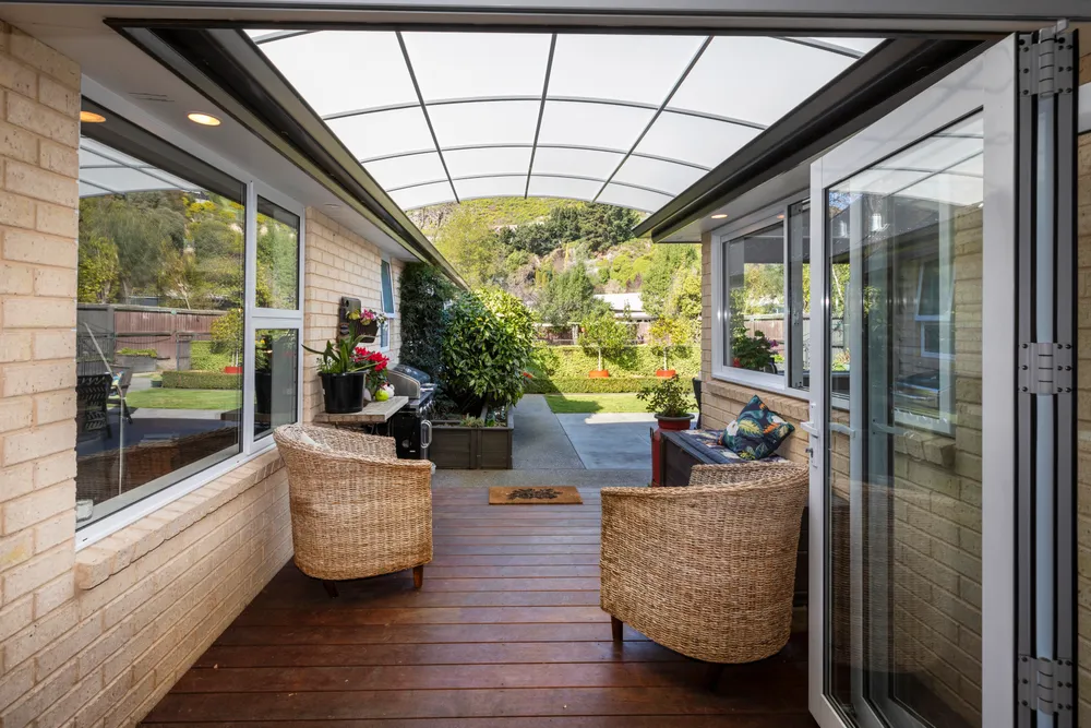 Photos of 13 Alderson Avenue