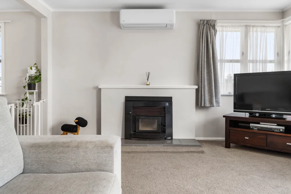 Photos of 4 Lyndon Place