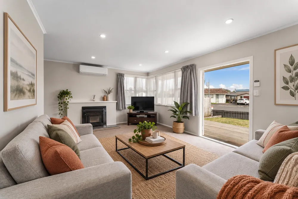 Photos of 4 Lyndon Place