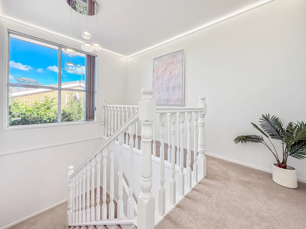 Photos of 10 Wiseley Road