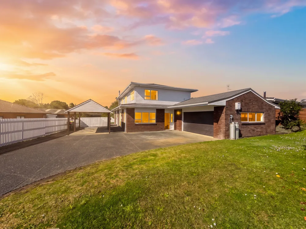 Photos of 10 Wiseley Road