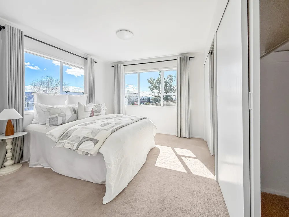 Photos of 10 Wiseley Road