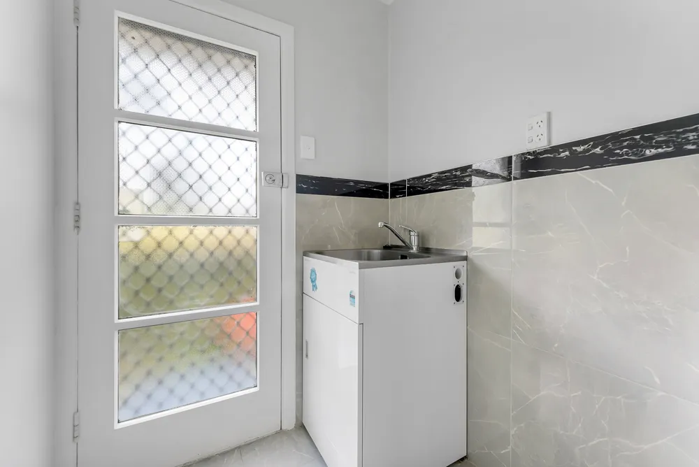 Photos of 2/53A Mount St John Avenue