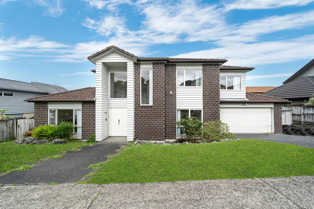 Photos of 16 Lucca Crescent
