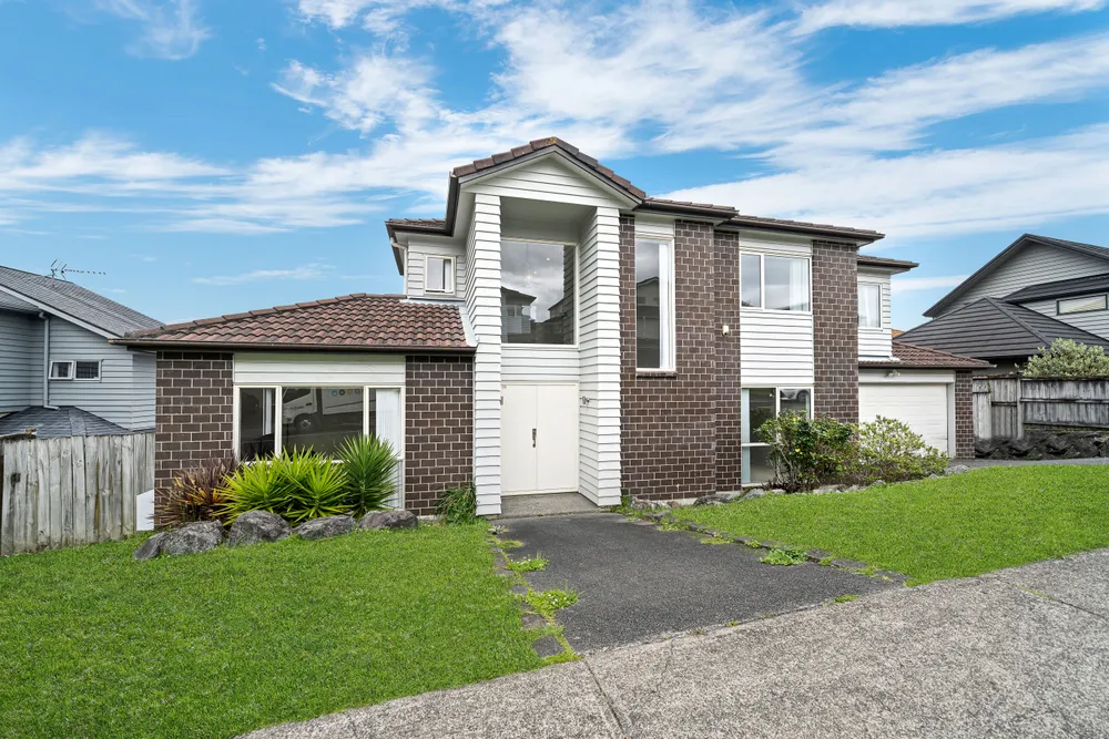 Photos of 16 Lucca Crescent