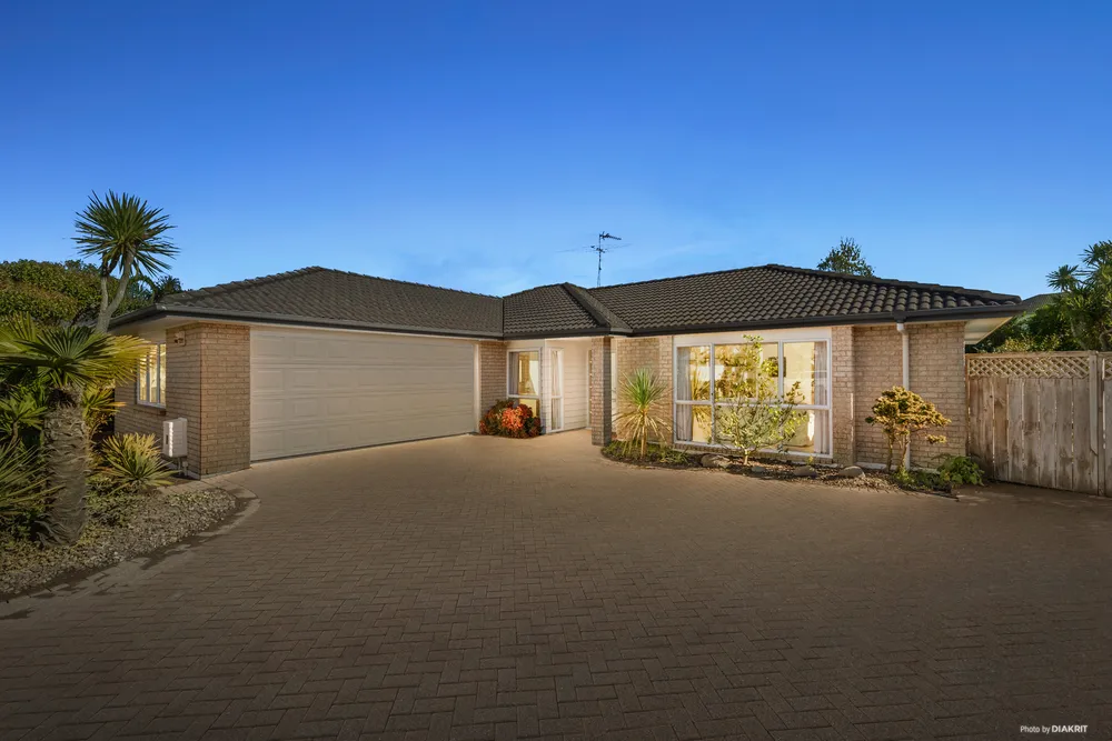 Photos of 57 Cantora Avenue
