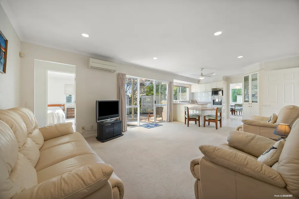 Photos of 57 Cantora Avenue