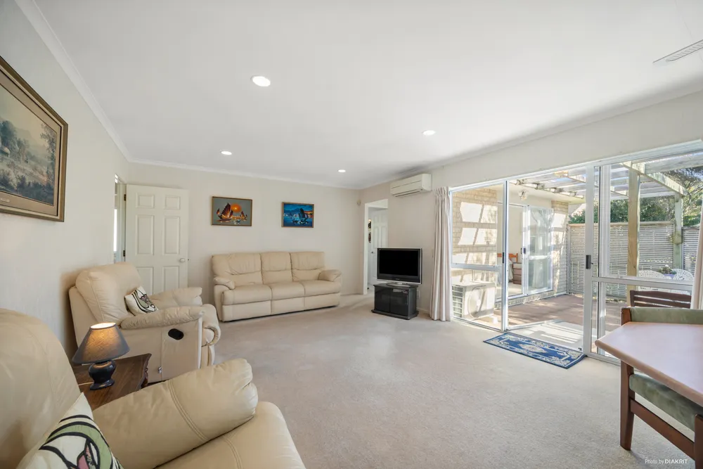 Photos of 57 Cantora Avenue