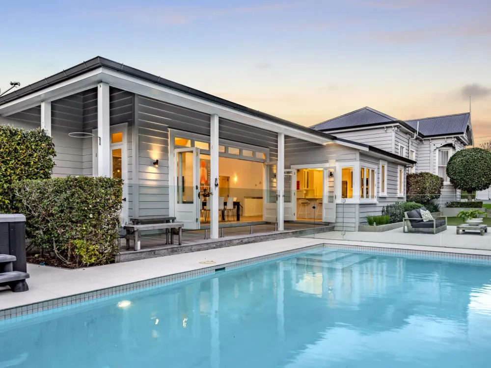Photo of 10 Armadale Road, Remuera