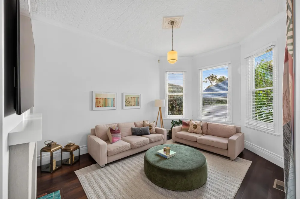 Photos of 10 Armadale Road