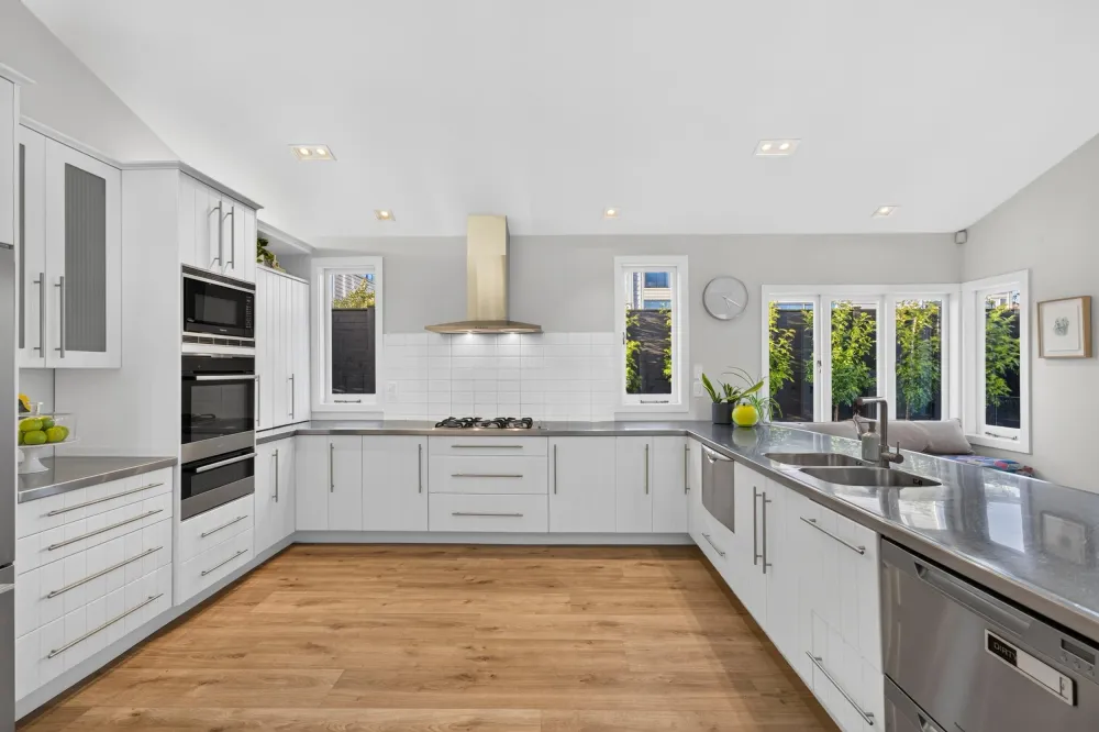 Photos of 10 Armadale Road