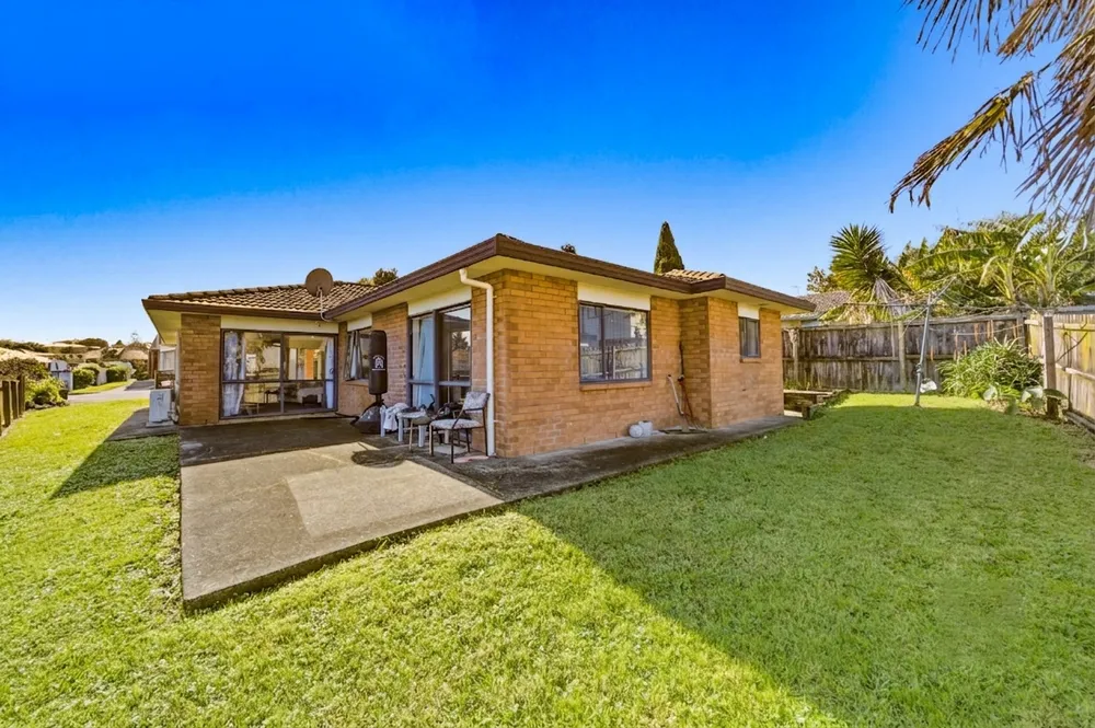 Photos of 48 Bellville Drive