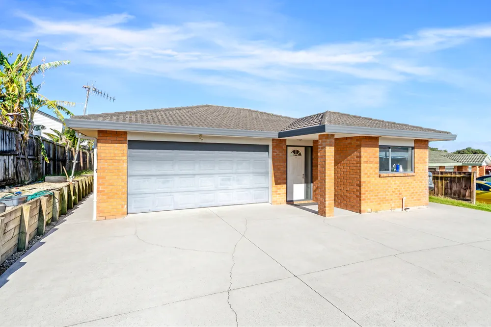 Photos of 48 Bellville Drive