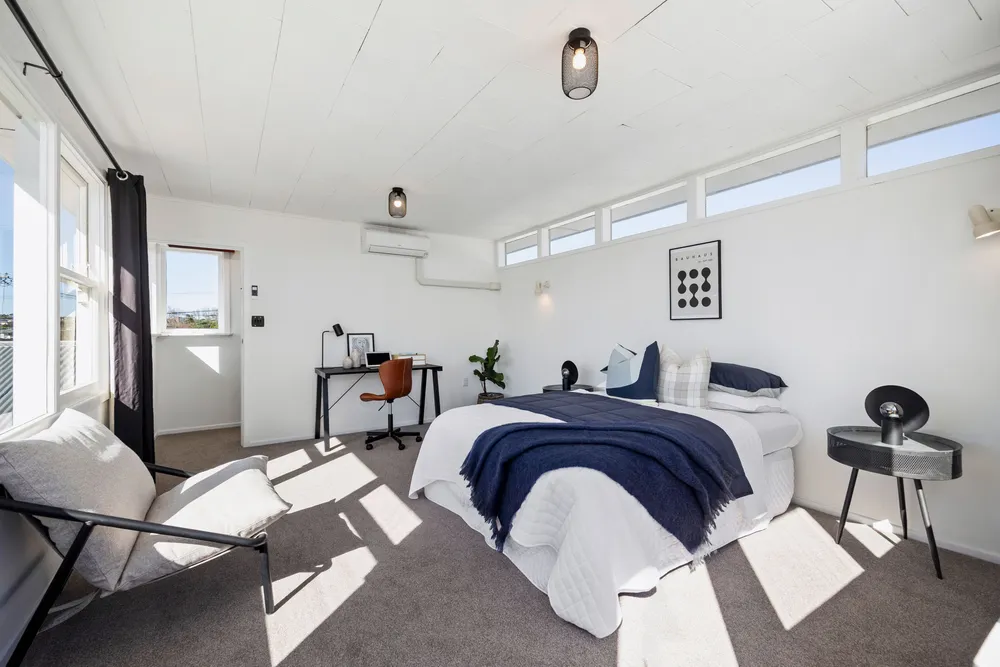 Photos of 56 Eastdale Road