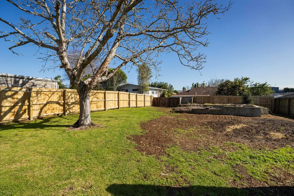 Photos of 56 Eastdale Road