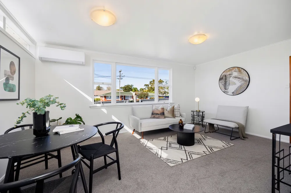 Photos of 56 Eastdale Road