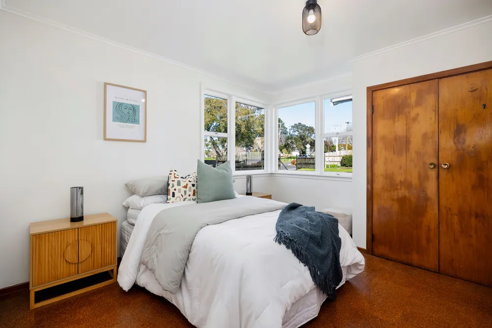 Photos of 56 Eastdale Road