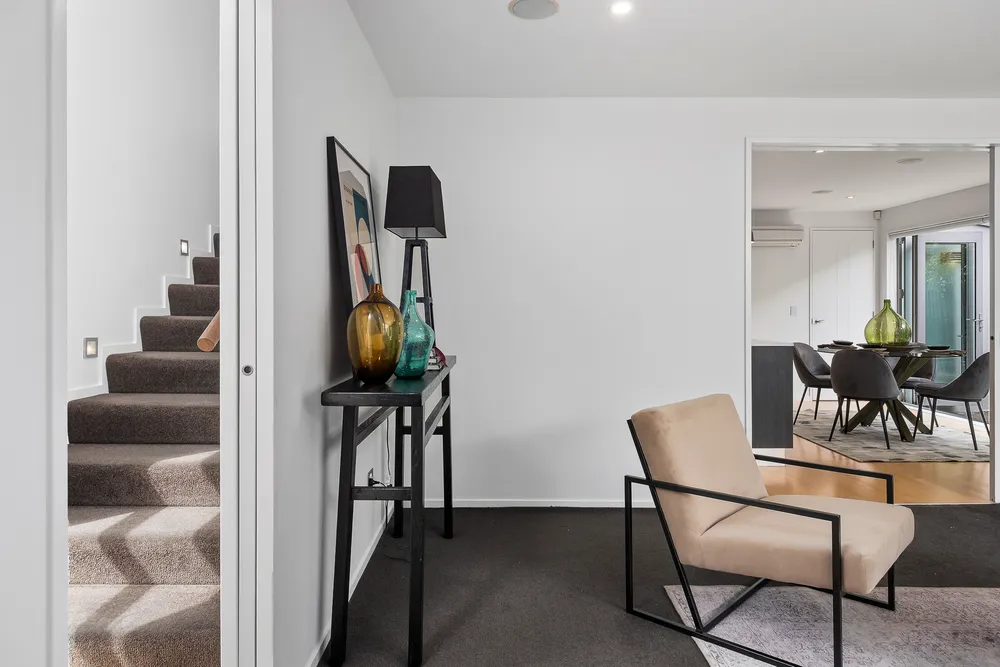 Photos of 128a Holly Road