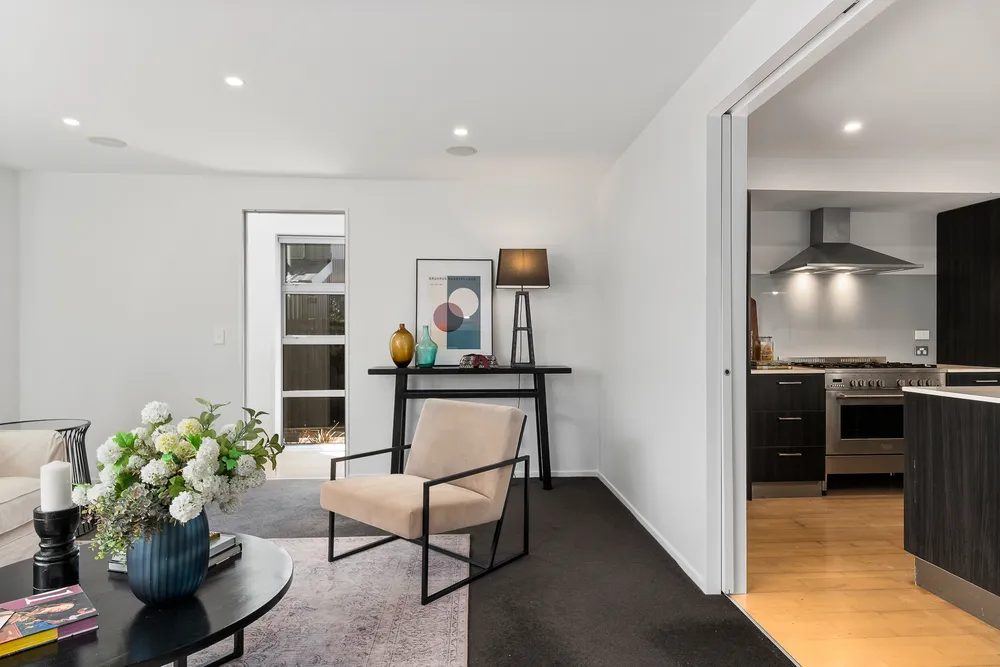 Photos of 128a Holly Road