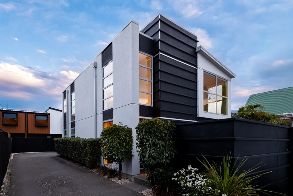 Photos of 128a Holly Road