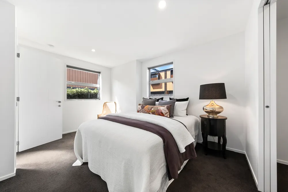 Photos of 128a Holly Road