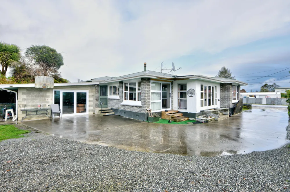 Photos of 38 Kana Street