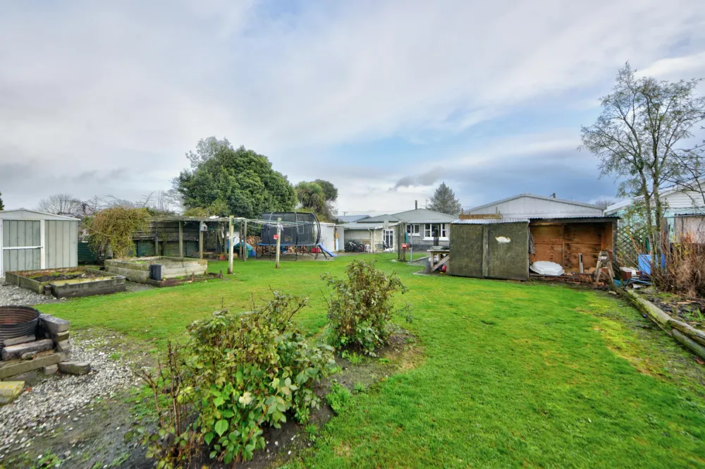 Photos of 38 Kana Street