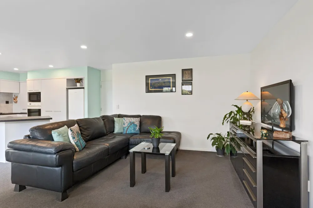 Photos of 33 Corsair Drive