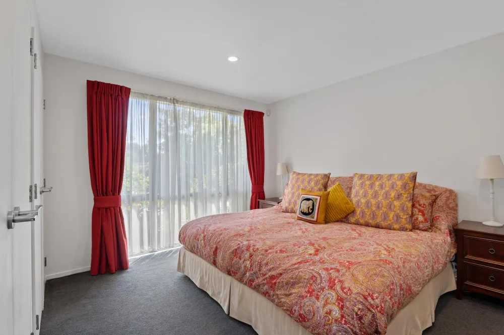 Photos of 33 Corsair Drive